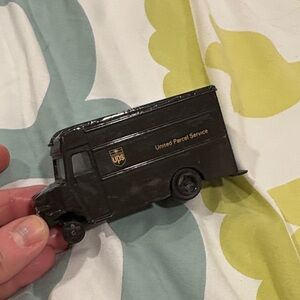 VTG 1977 UPS Brown Plastic Truck Rear Door Stationary